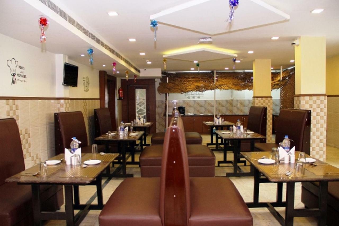 Hotel Poppys S.E.T Residency Kumbakonam Exterior foto